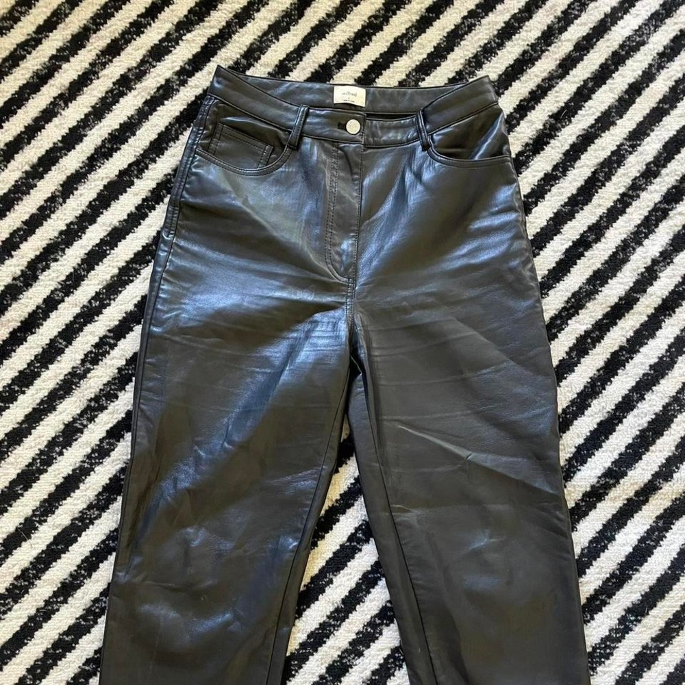 Wilfred Aritzia faux leather‎ straight leg pants